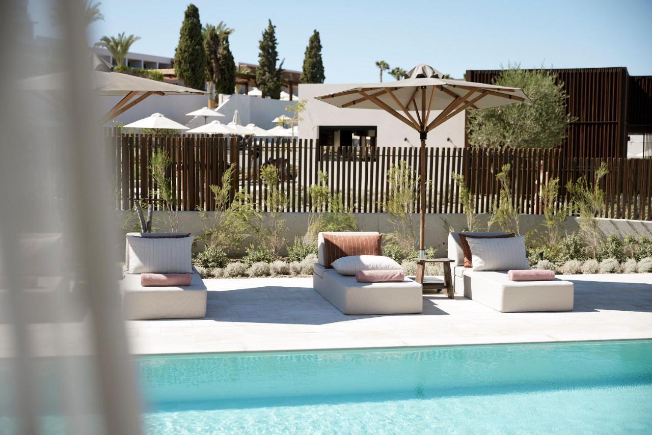 Elissa Adults-Only Lifestyle Beach Resort Kallithéa Екстериор снимка The hotel's pool
